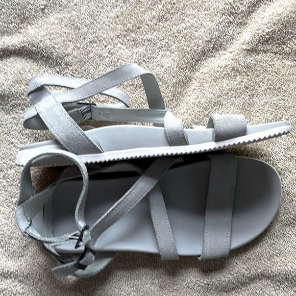 Chaco Shoes - Chaco size 11 women’s light gray leather sandals.